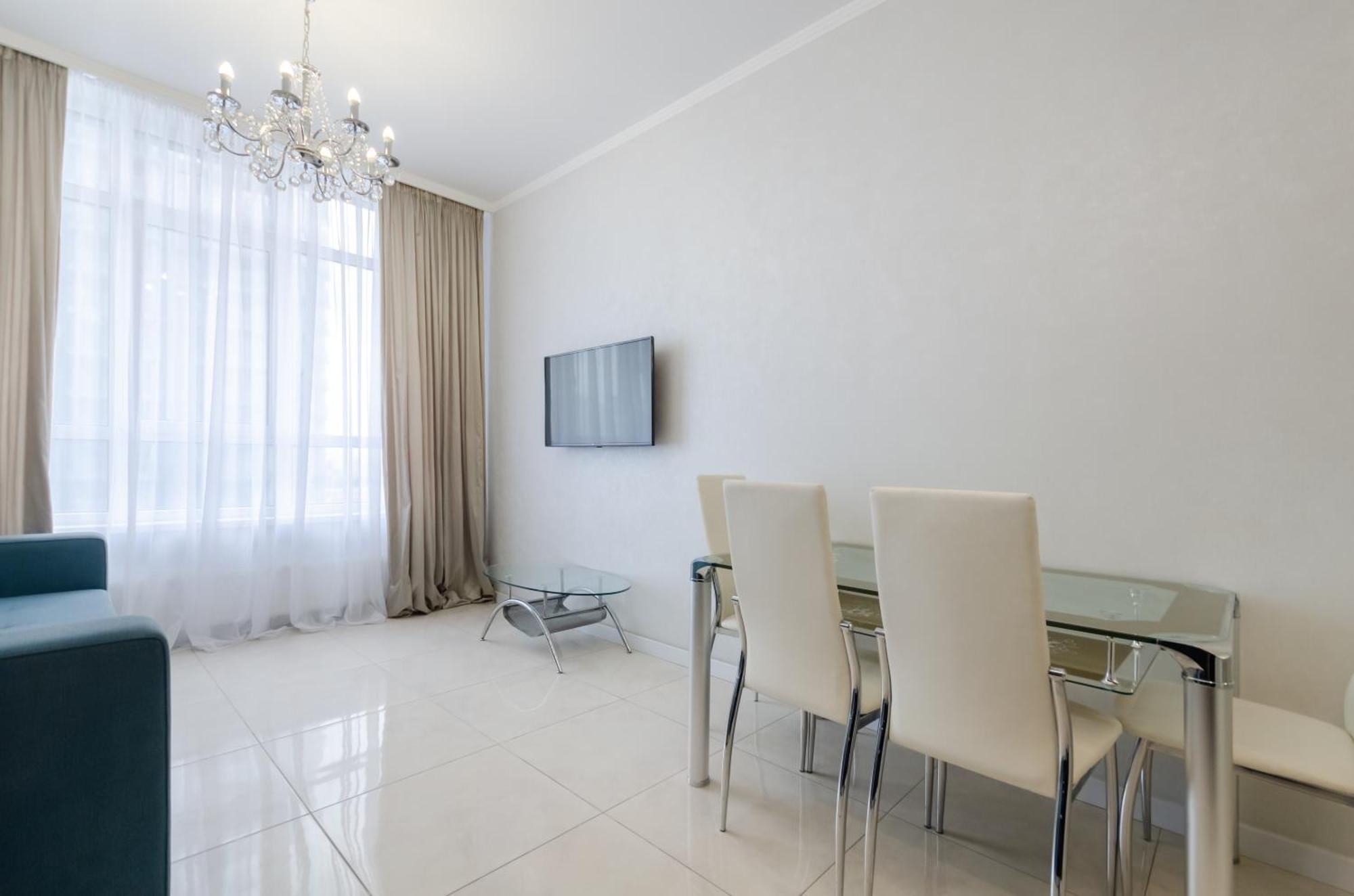 Petrovdom 197-214-182 In Cozy Apartment In Residence Complex Central Park Kiev Bagian luar foto